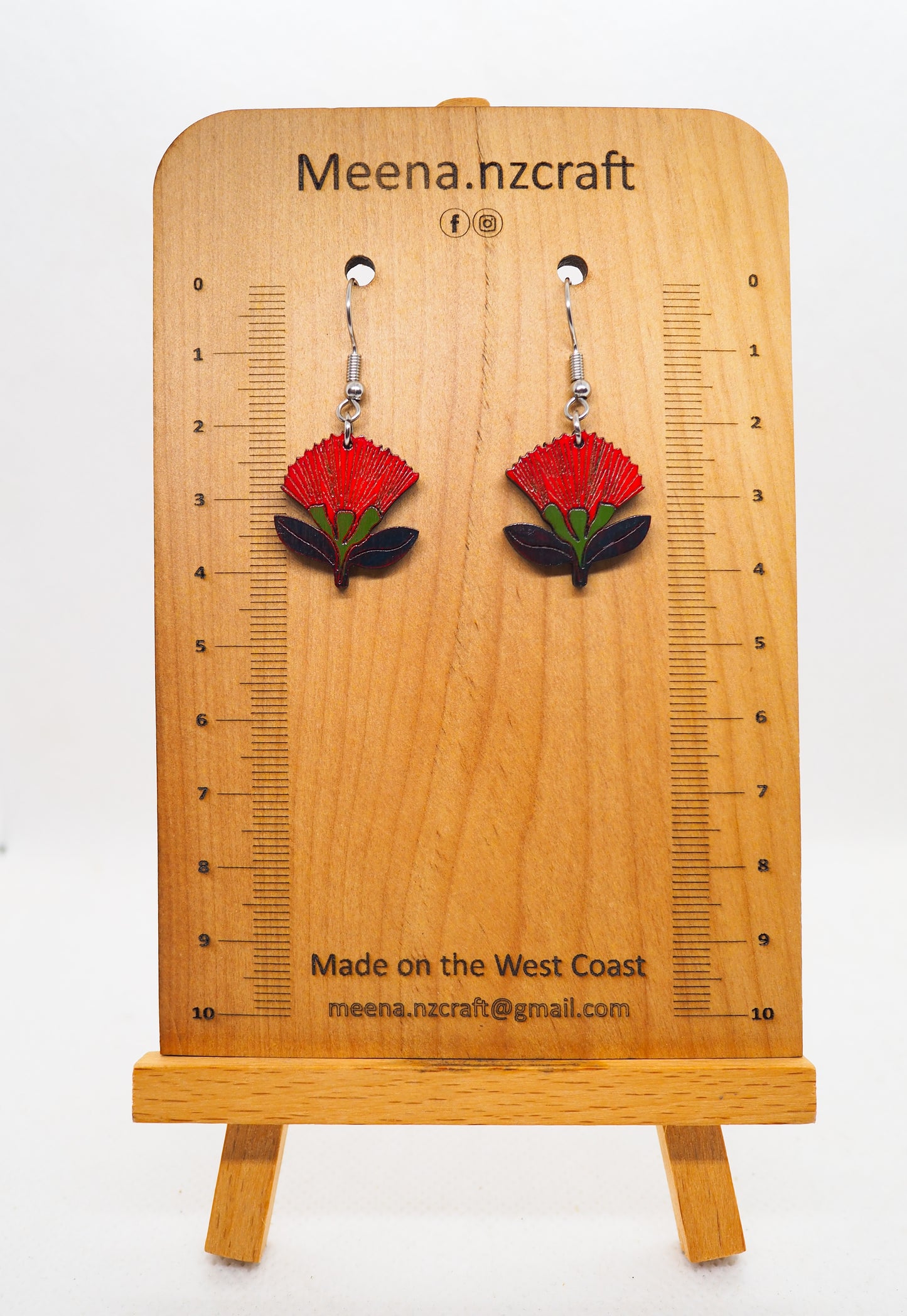 Pohutukawa Wooden Rimu Earrings