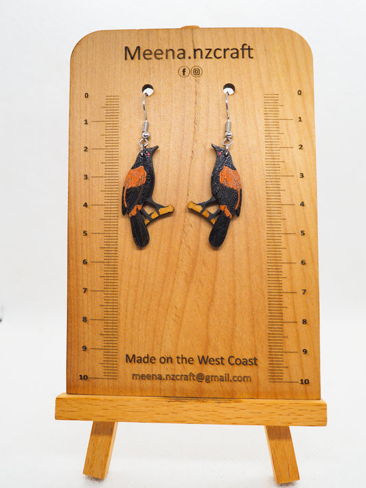 Saddleback (Tīeke) Wooden Rimu Earrings