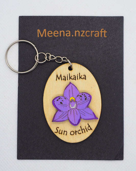 Sun orchid (Mäikaika) Wooden Rimu Keychain