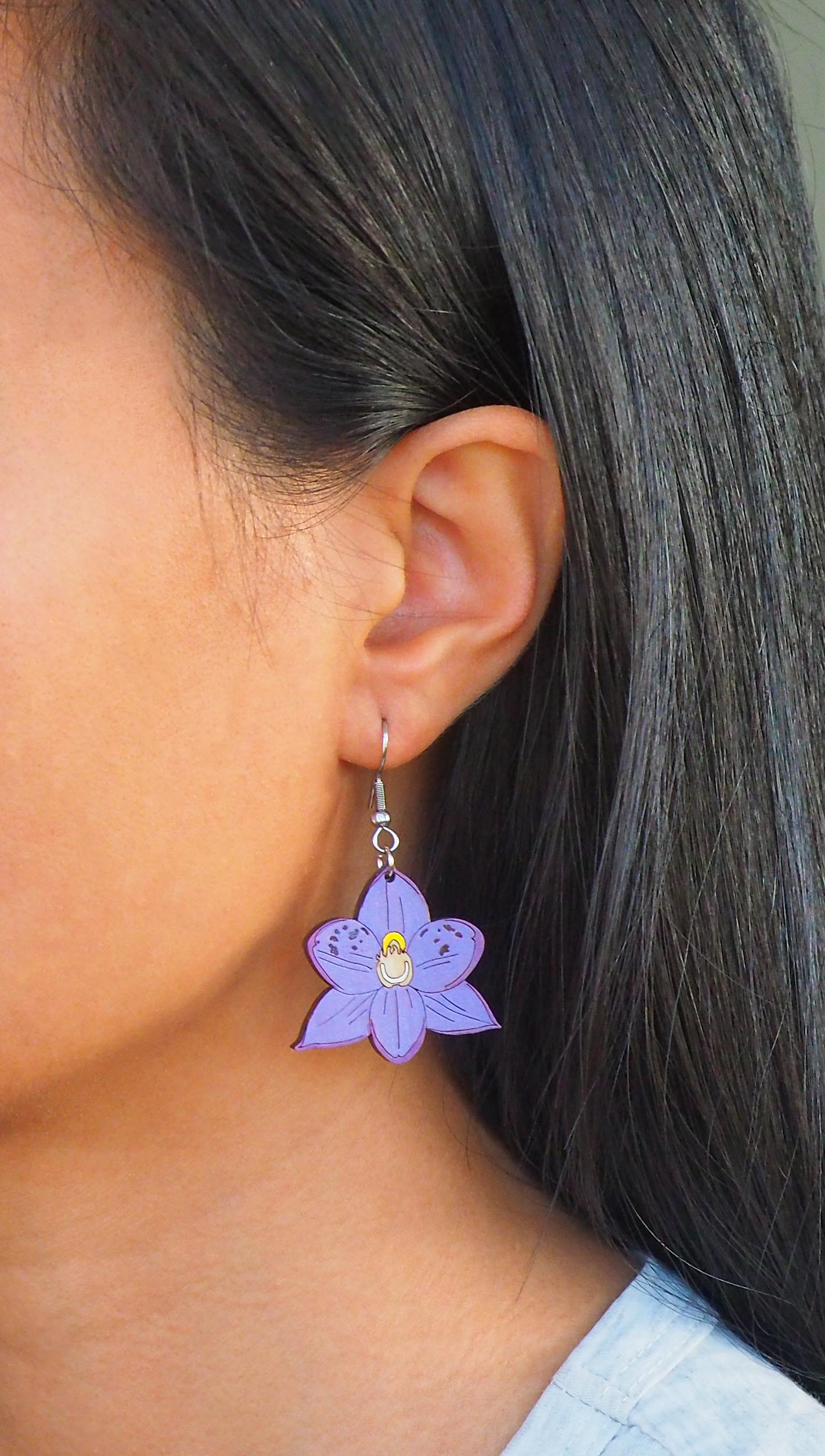 Sun orchid (Mäikaika) Wooden Rimu Earrings