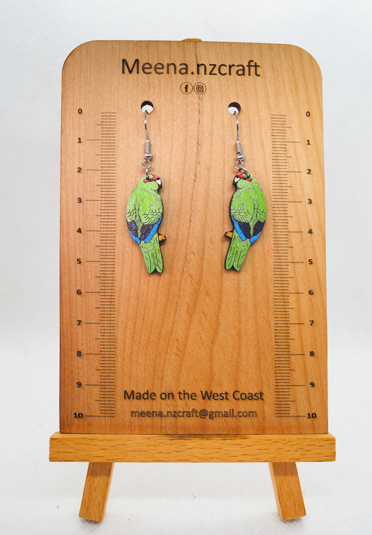 Red-crowned parakeet (Kākāriki) Wooden Rimu Earrings