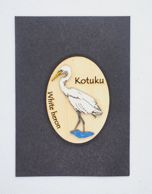 White heron (Kōtuku) Wooden Rimu Magnet