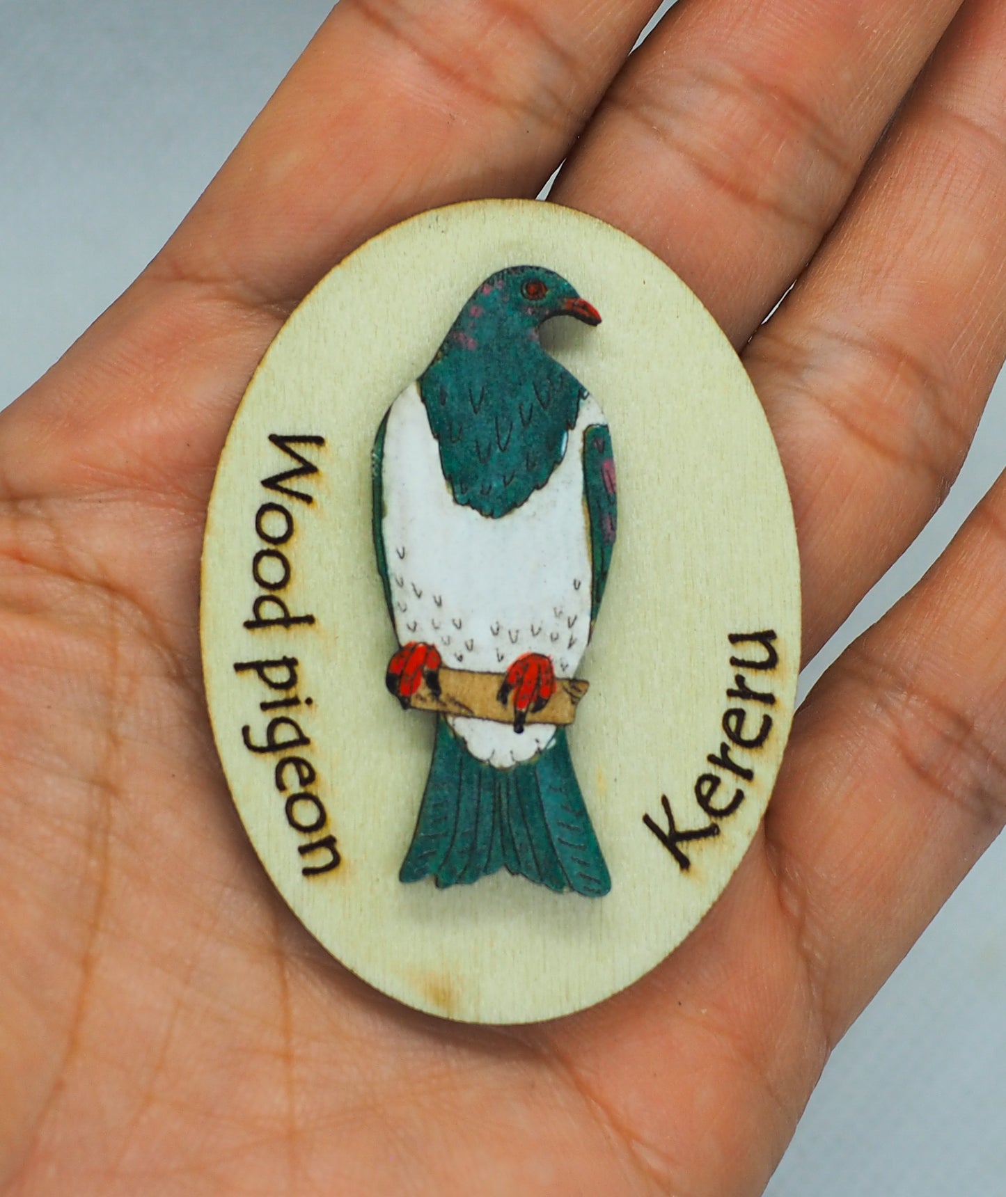 Wood pigeon (Kererū) Wooden Rimu Magnet